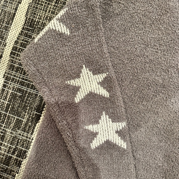 MACARON medium fleece gray with stars fleece hoodie - Picture 3 of 7